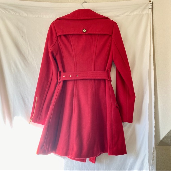 Express Red Coat - Picture 5 of 9